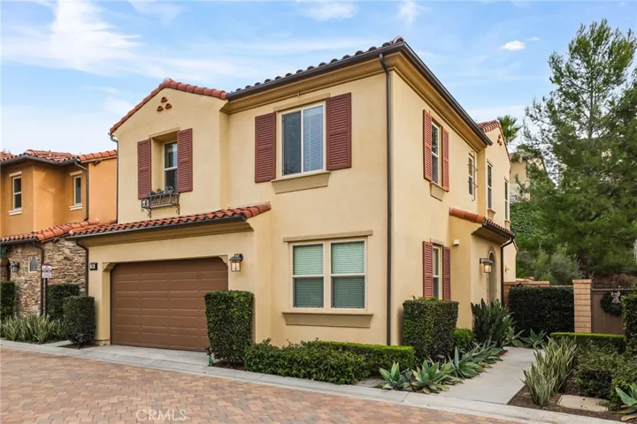 32 Fuchsia, Lake Forest, California 92630