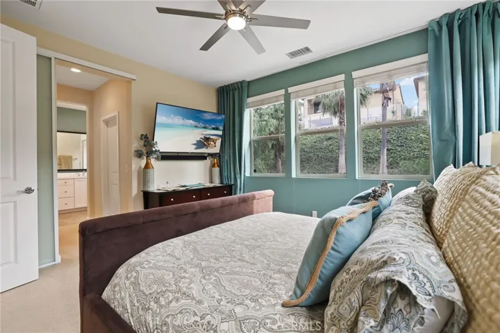 32 Fuchsia, Lake Forest, California 92630