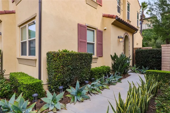 32 Fuchsia, Lake Forest, California 92630