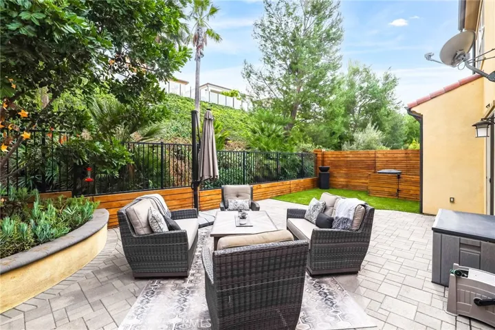 32 Fuchsia, Lake Forest, California 92630