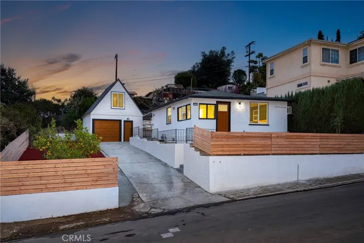 5350 Borland Road, Los Angeles, California 90032