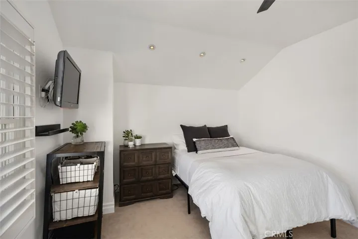 228 Avenida Vista Del Oceano, San Clemente, California 92672