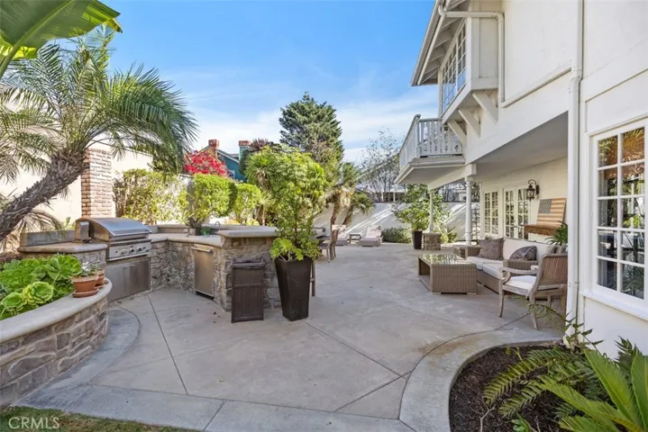 228 Avenida Vista Del Oceano, San Clemente, California 92672
