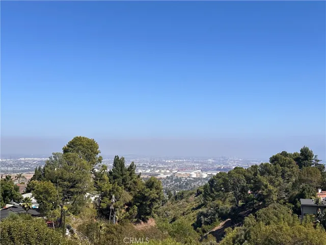 15 Coach Road, Rancho Palos Verdes, California 90275