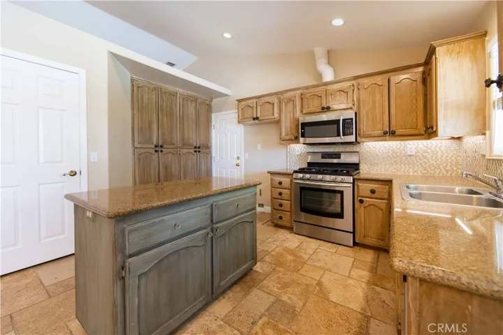 24160 Lenox Lane A, Murrieta, California 92562