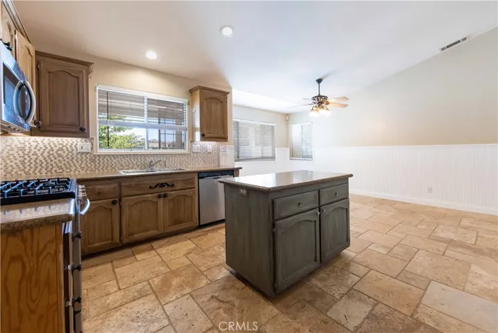24160 Lenox Lane A, Murrieta, California 92562