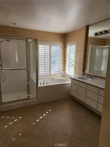 8750 E Cloudview Way, Anaheim Hills, California 92808