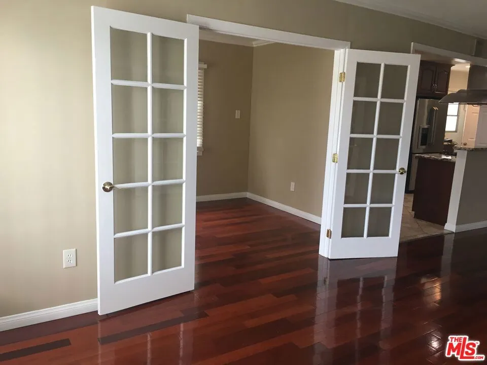 1653 W 83rd Street, Los Angeles, California 90047 home-pic-16