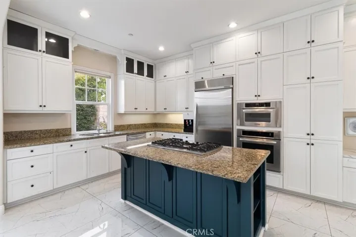 4671 Wellfleet Drive, Huntington Beach, California 92649