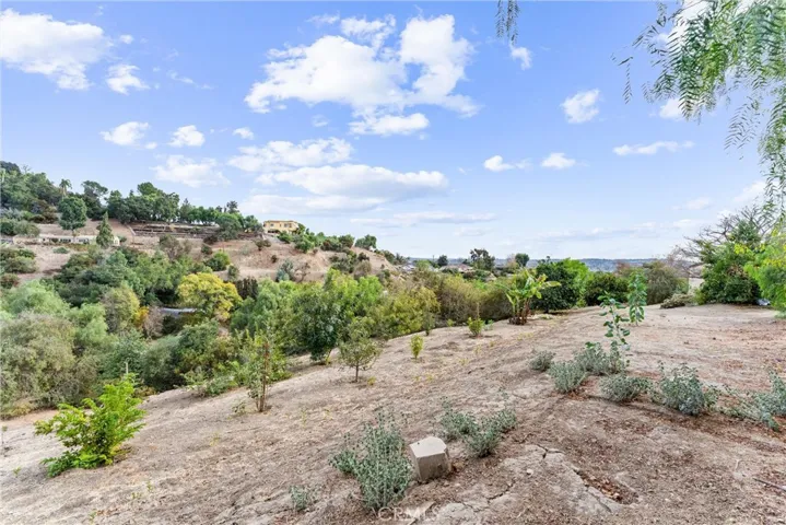 1710 Pueblo Crest Lane, La Habra Heights, California 90631