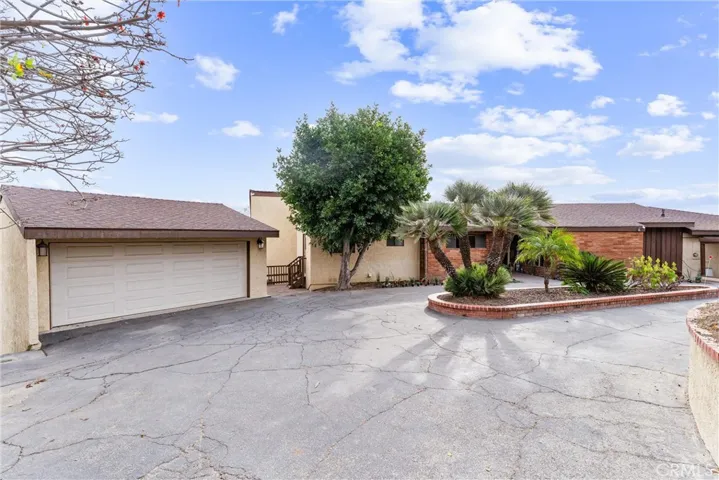 1710 Pueblo Crest Lane, La Habra Heights, California 90631