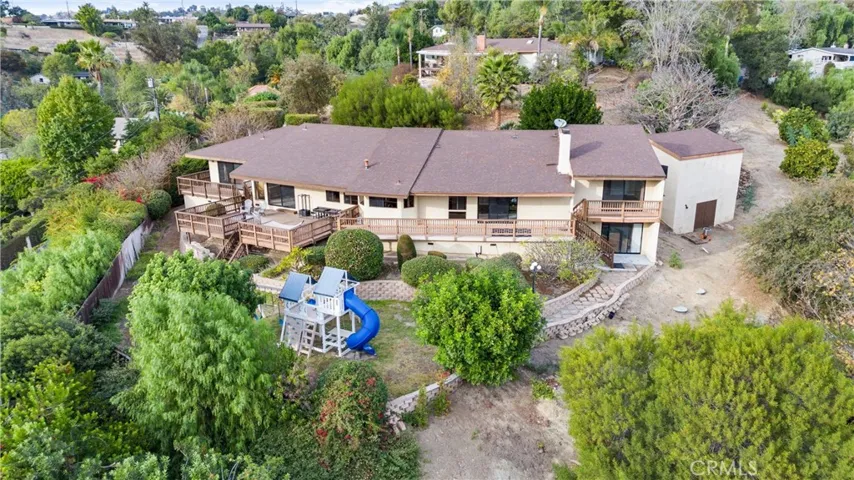 1710 Pueblo Crest Lane, La Habra Heights, California 90631