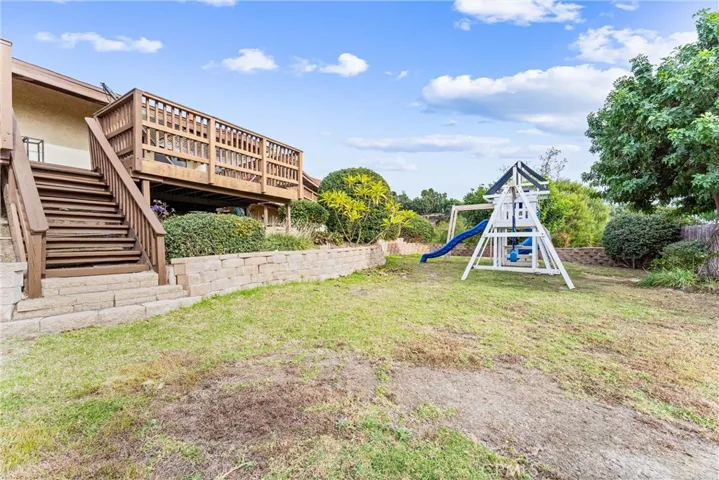 1710 Pueblo Crest Lane, La Habra Heights, California 90631