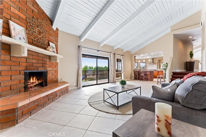 1710 Pueblo Crest Lane, La Habra Heights, California 90631