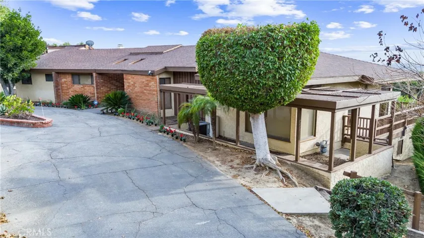 1710 Pueblo Crest Lane, La Habra Heights, California 90631