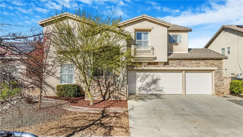 4243 Floyd Drive, Corona, California 92883