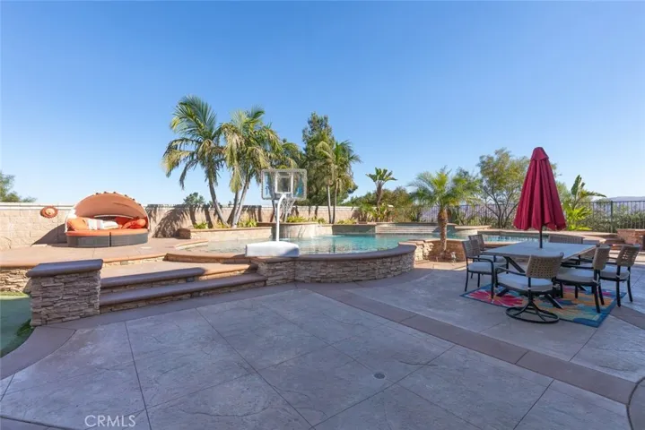 1669 Via Rafael Circle, Corona, California 92881