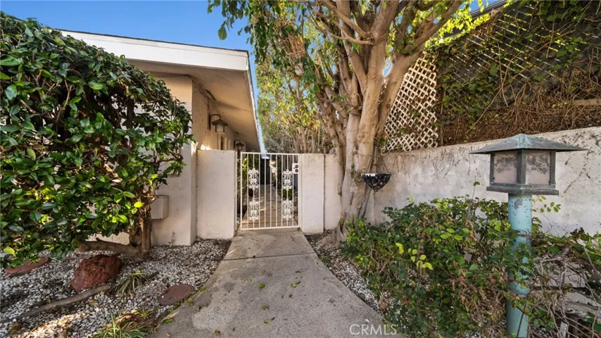 68 Rockinghorse Road, Rancho Palos Verdes, California 90275