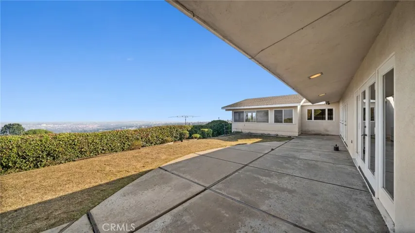 68 Rockinghorse Road, Rancho Palos Verdes, California 90275