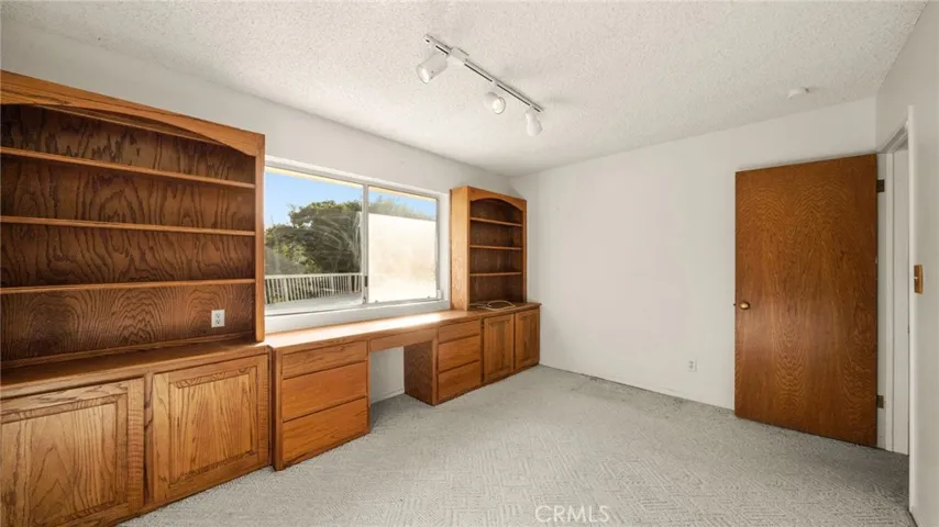 68 Rockinghorse Road, Rancho Palos Verdes, California 90275