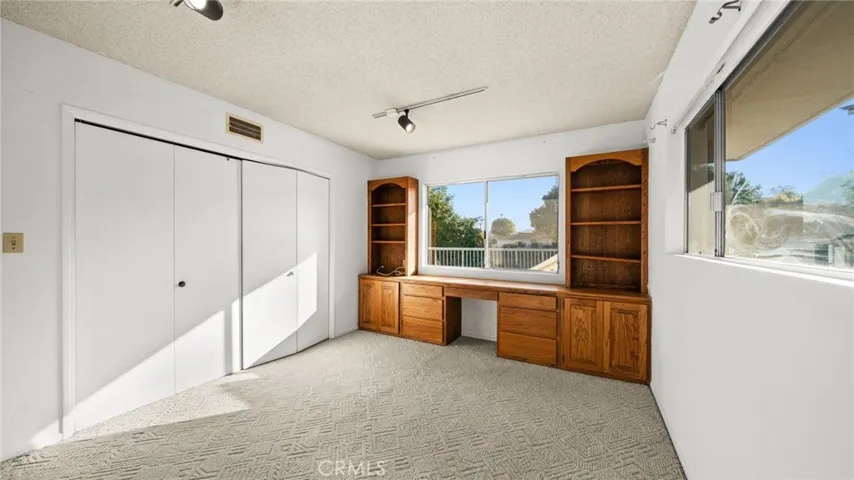 68 Rockinghorse Road, Rancho Palos Verdes, California 90275