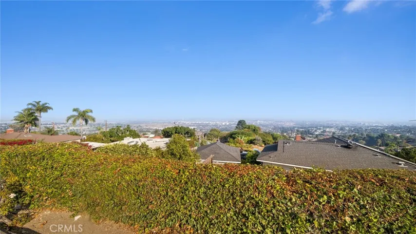 68 Rockinghorse Road, Rancho Palos Verdes, California 90275