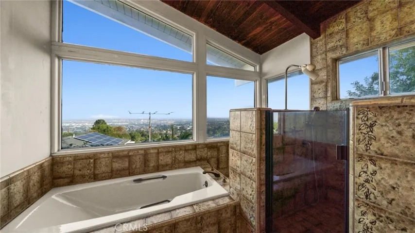 68 Rockinghorse Road, Rancho Palos Verdes, California 90275