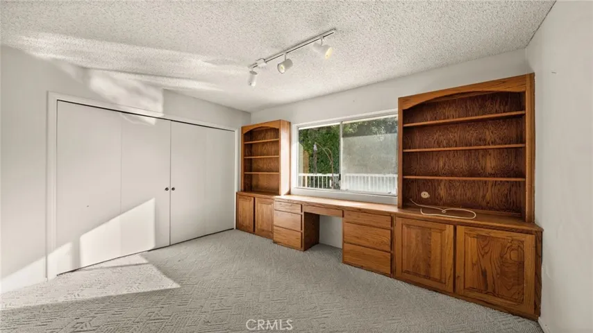 68 Rockinghorse Road, Rancho Palos Verdes, California 90275