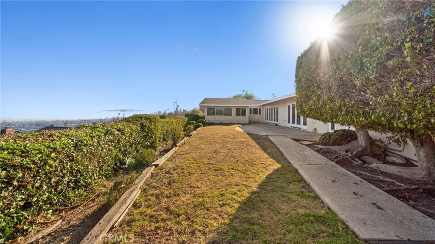 68 Rockinghorse Road, Rancho Palos Verdes, California 90275