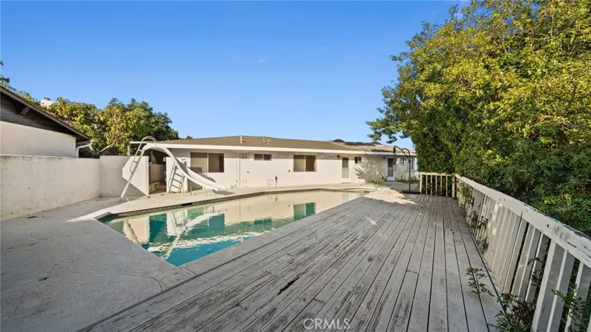68 Rockinghorse Road, Rancho Palos Verdes, California 90275