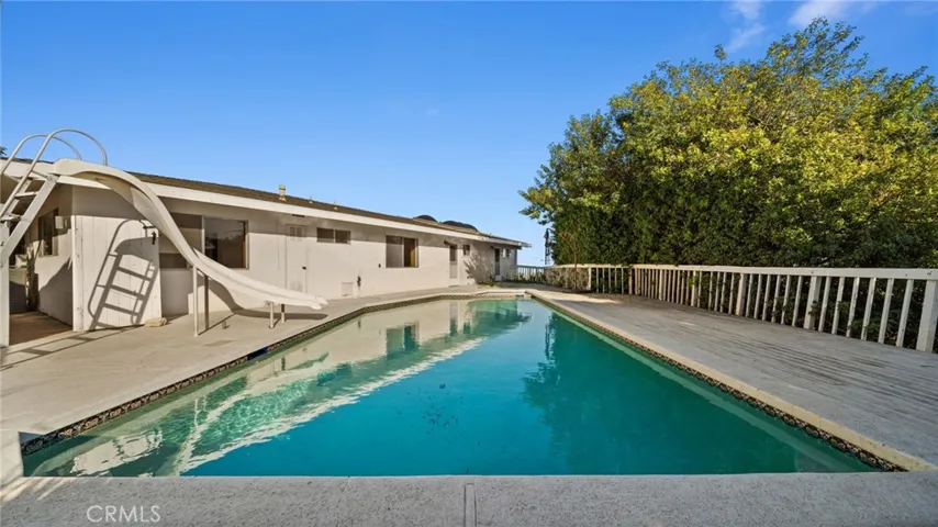 68 Rockinghorse Road, Rancho Palos Verdes, California 90275