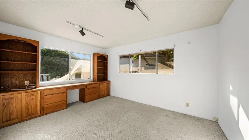 68 Rockinghorse Road, Rancho Palos Verdes, California 90275