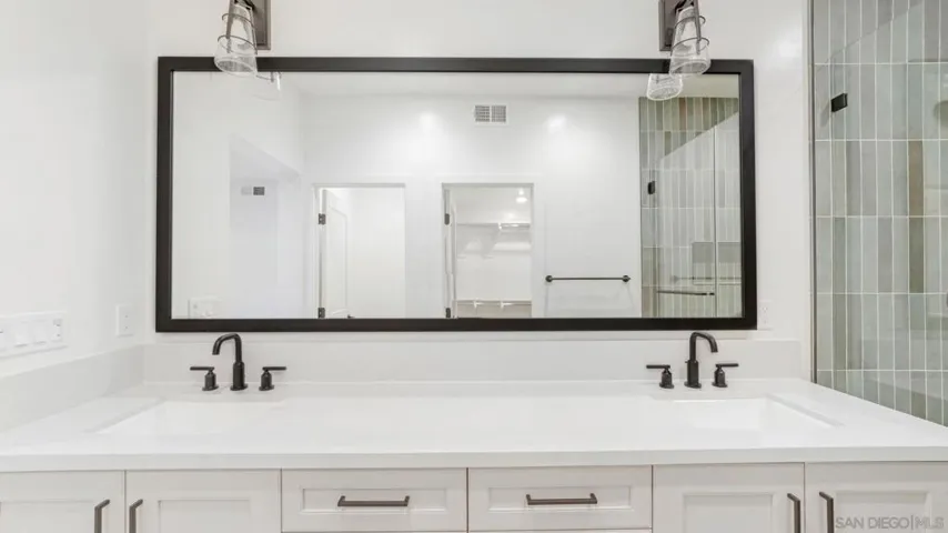 1503 Livorno Pl. 209, Encinitas, California 92024