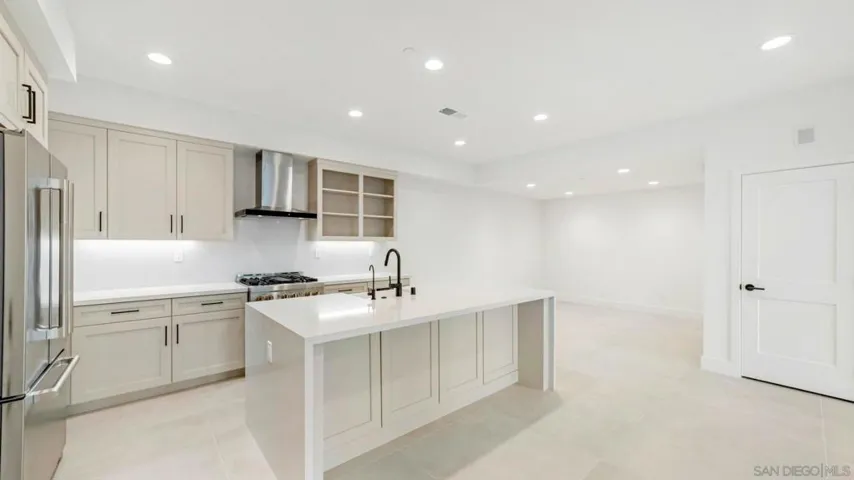 1503 Livorno Pl. 209, Encinitas, California 92024