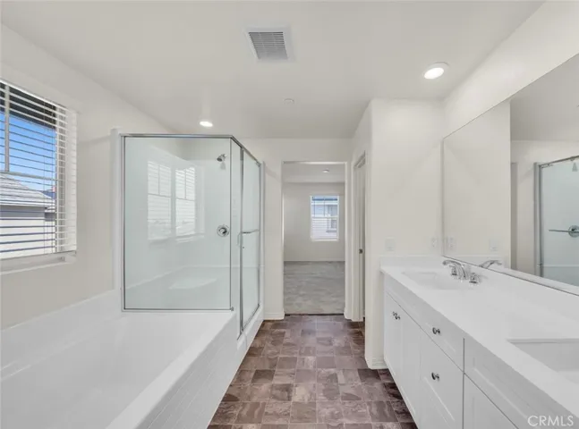 Primary Suite Bathroom