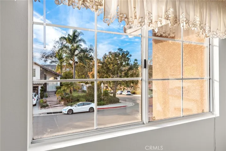 2 Chickadee Lane, Aliso Viejo, California 92656