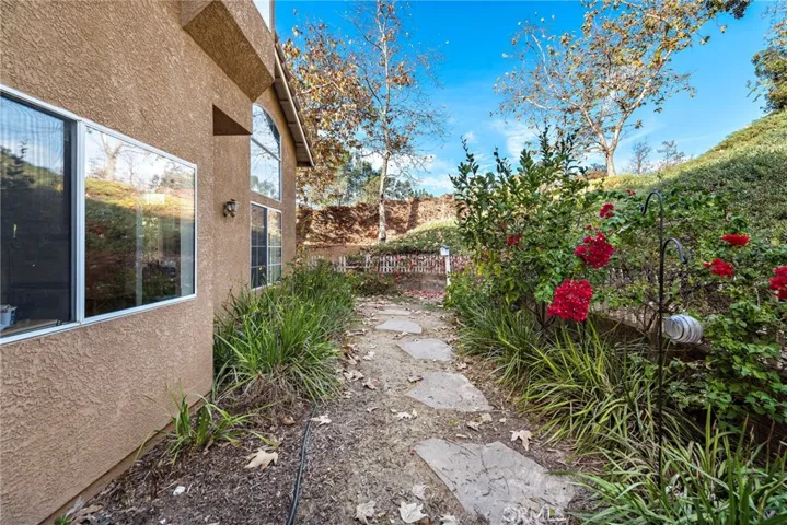 2 Chickadee Lane, Aliso Viejo, California 92656