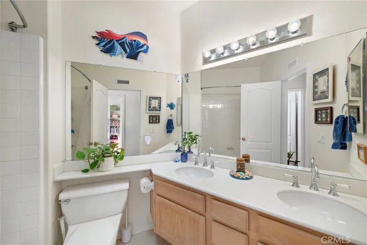 2 Chickadee Lane, Aliso Viejo, California 92656