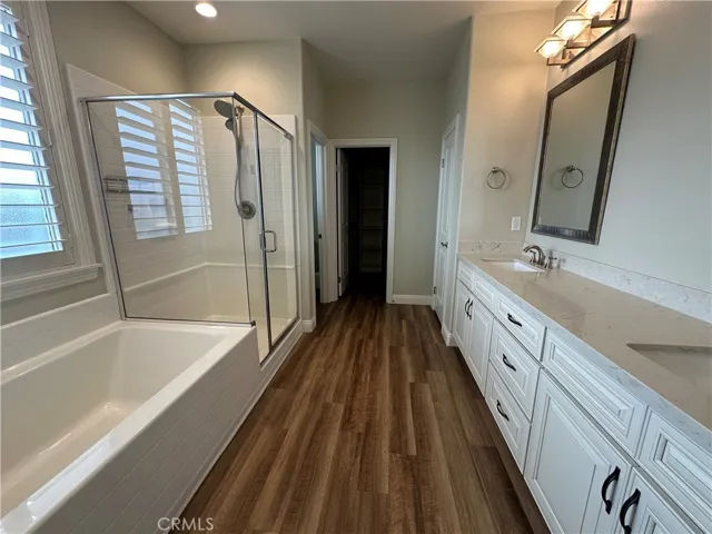 14950 Texaco Ave, Paramount, California 90723
