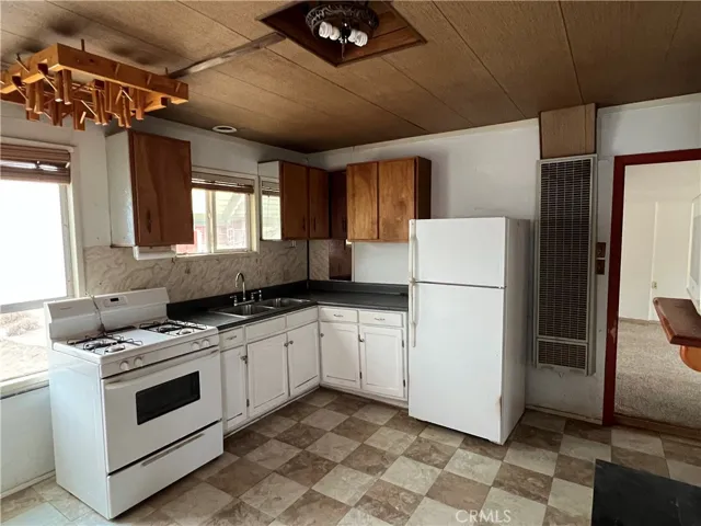 34717 Red Rover Mine Road, Acton, California 93510
