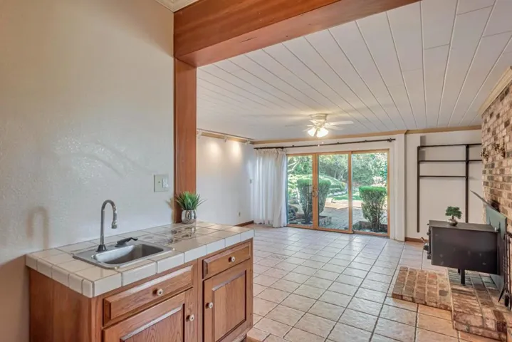 2910 Hillside Drive, Burlingame, California 94010