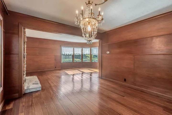 2910 Hillside Drive, Burlingame, California 94010