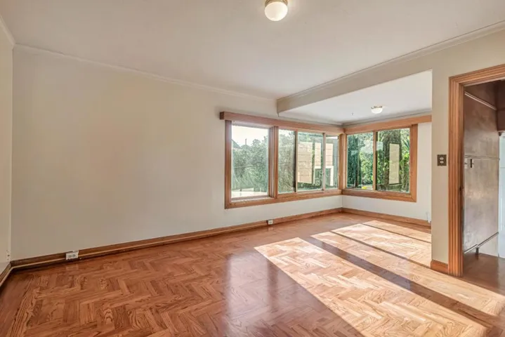 2910 Hillside Drive, Burlingame, California 94010