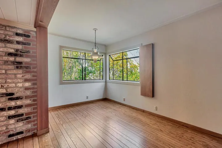 2910 Hillside Drive, Burlingame, California 94010