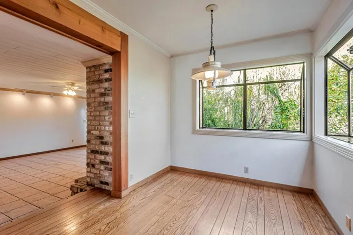 2910 Hillside Drive, Burlingame, California 94010