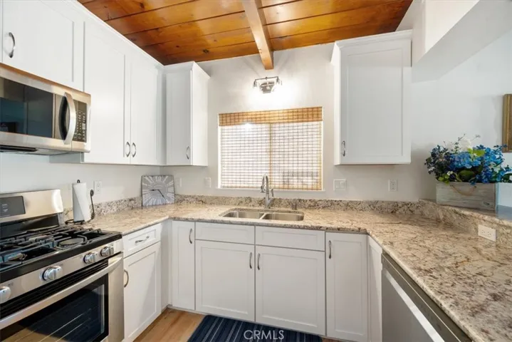 66 Thalberg Avenue, Cayucos, California 93430