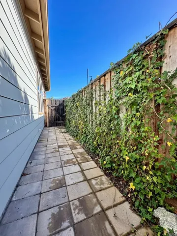 220 9th Street, Marina, California 93933