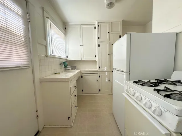 1360 Euclid Avenue, Long Beach, California 90804