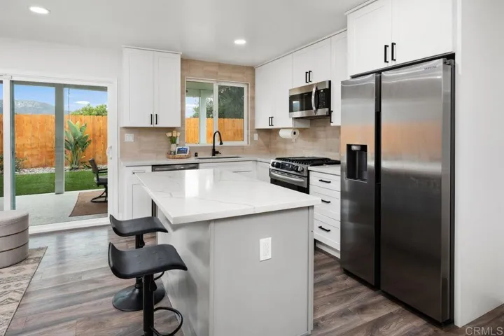 9306 Nalini Ct., Santee, California 92071