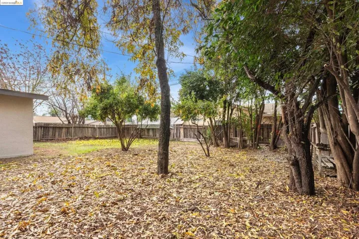 1521 Hansen Ave, Merced, California 95340